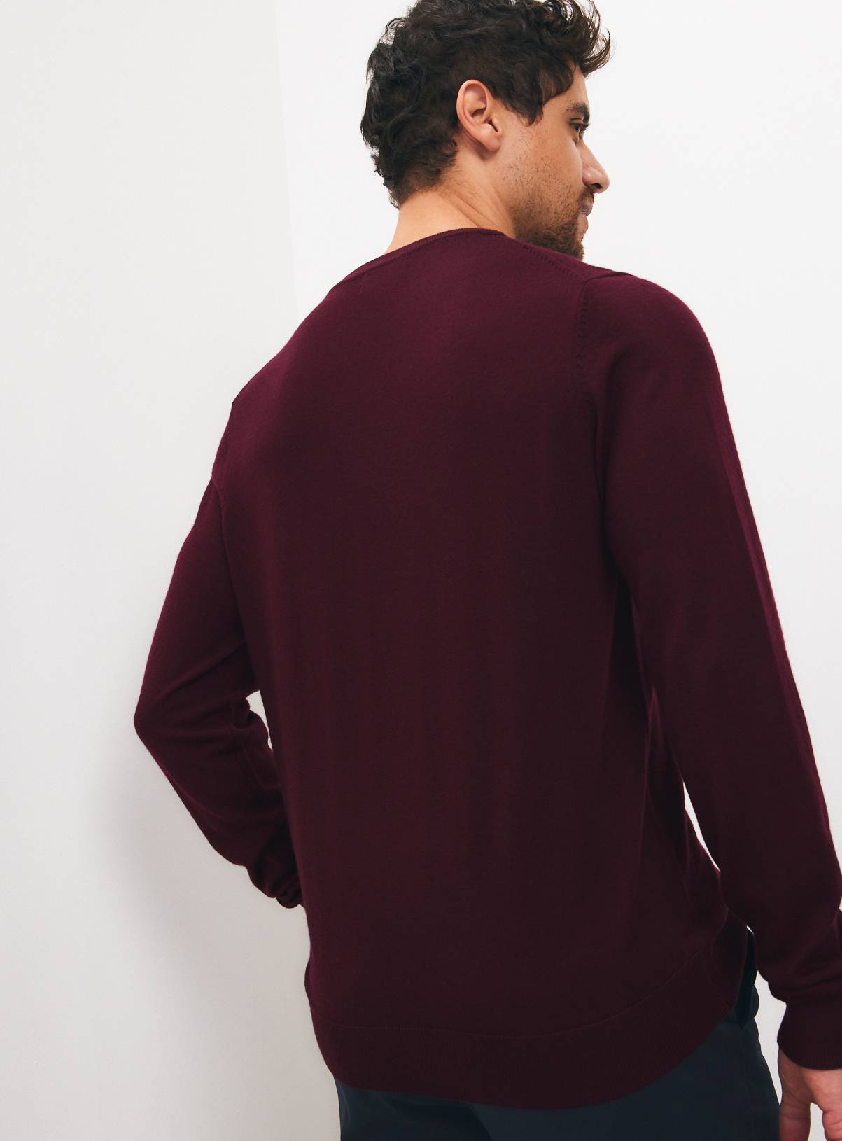 Dark Red Merino Wool Crew Neck Jumper M - Image 5